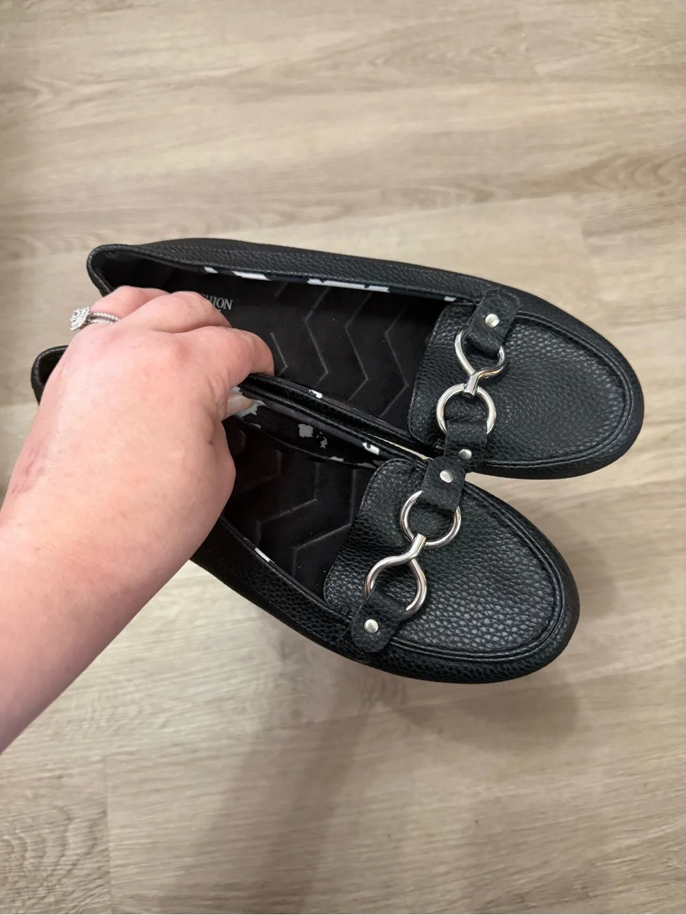 Vintage / Y2K Avon Cushion Walk Jazzy Buckle Loafers